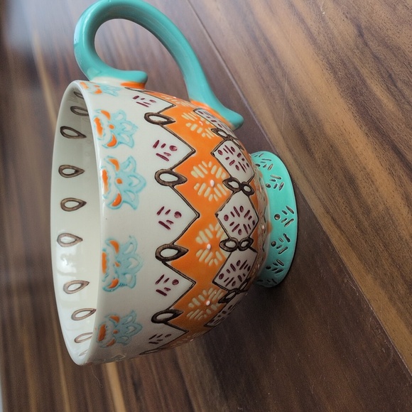 Grace's Teaware - Picture 3 of 7